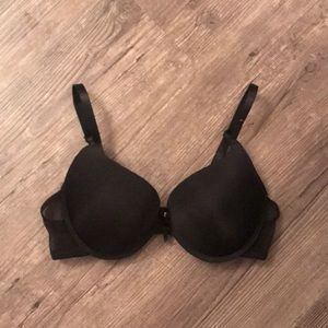 Ladies size 36D Black Carisma Push-up Bra